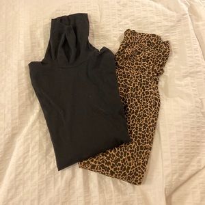 Bundle of 2 J.Crew Tissue Turtleneck Sz M